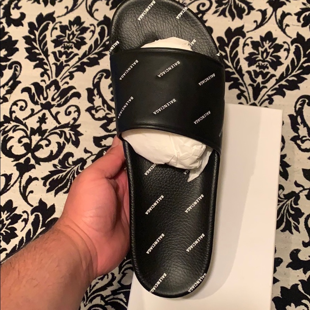 Balenciaga slippers